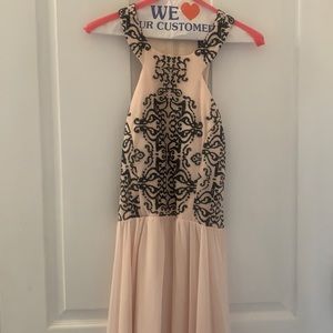 Junior’s Speechless Formal Cream Dress